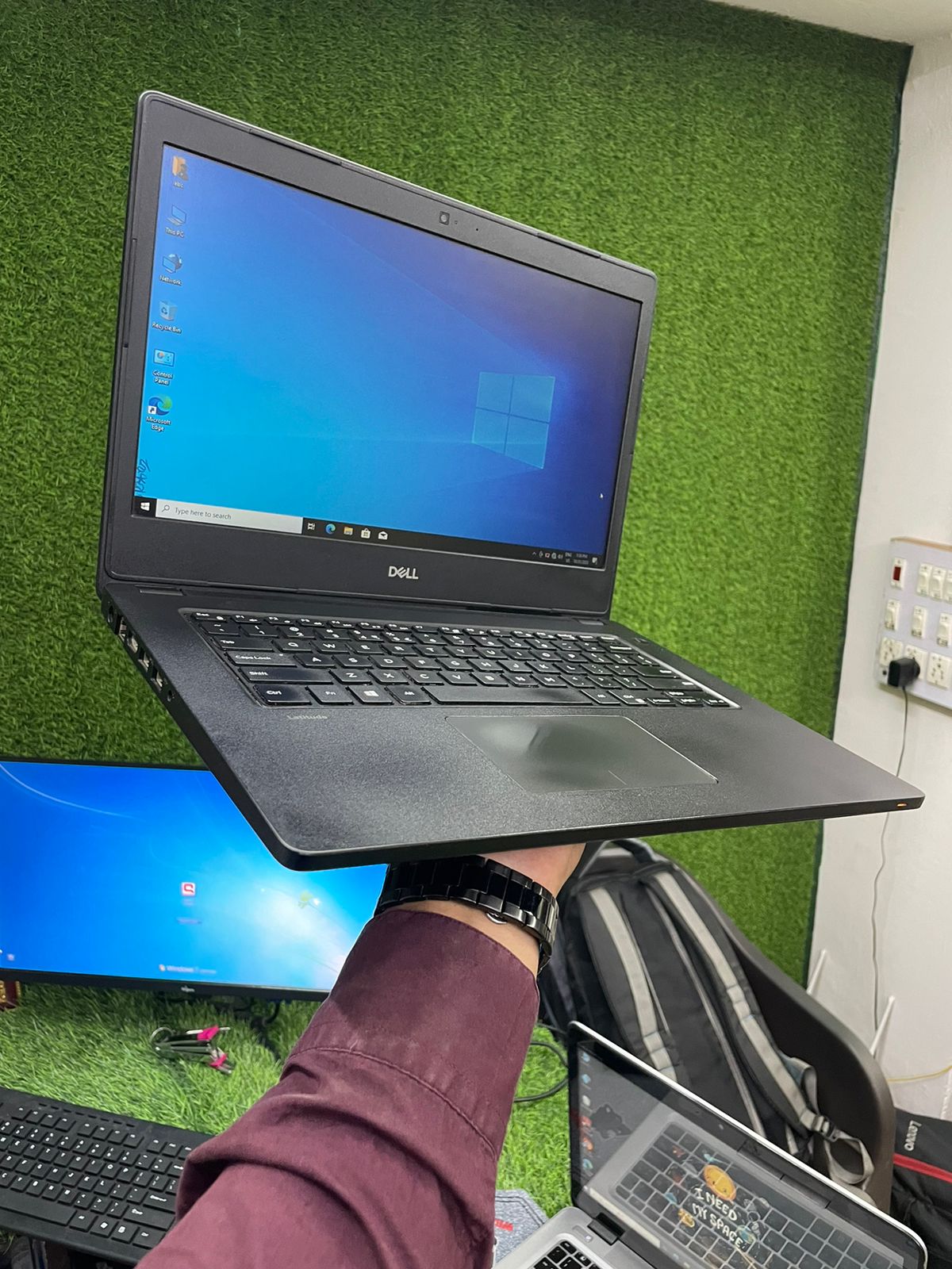 DELL 7490 Laptop
