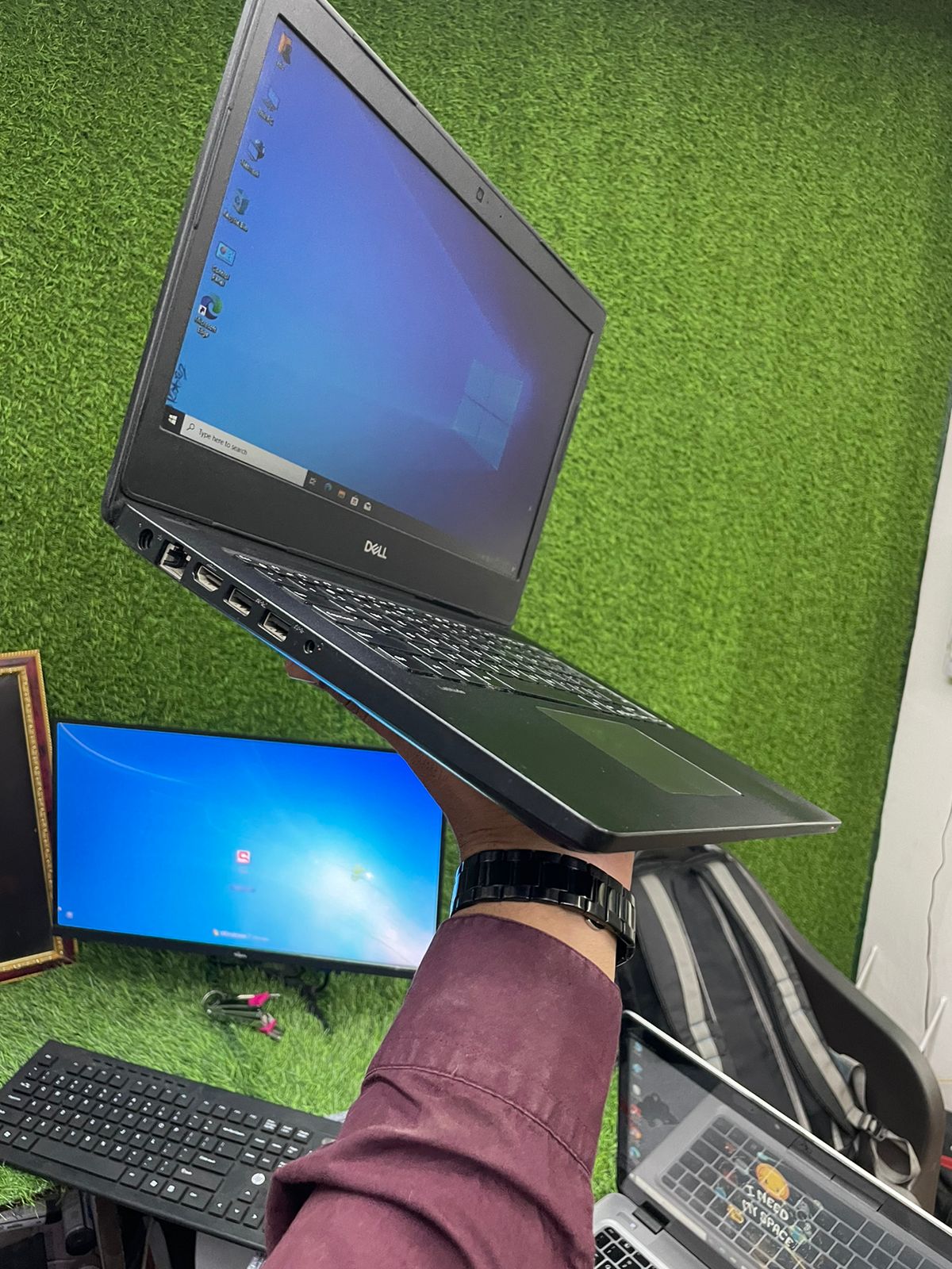 DELL 7490 Laptop